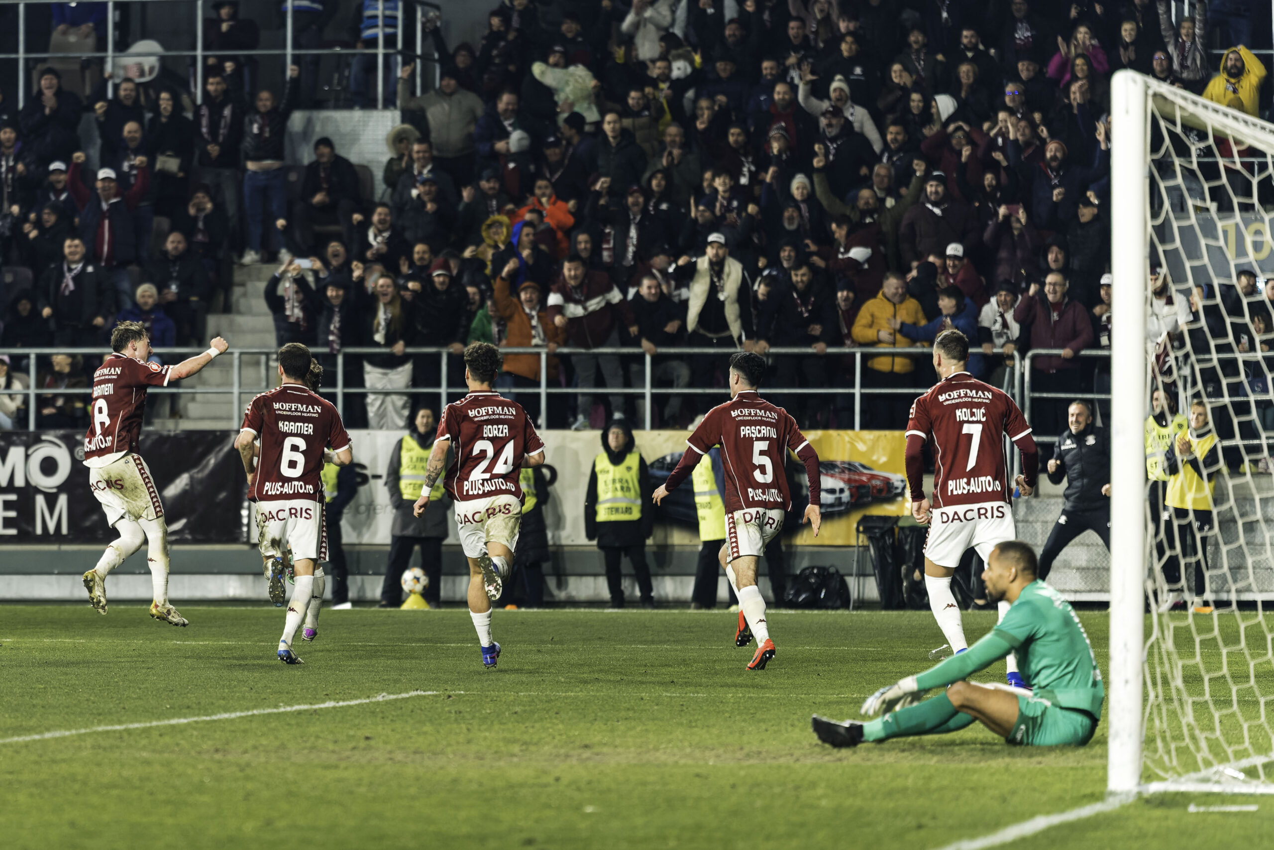 Rapid o învinge pe Dinamo in derby-ul Superligii!